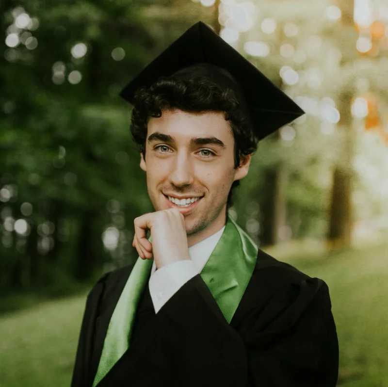 A graduation photo and the anime frame drawn from it
